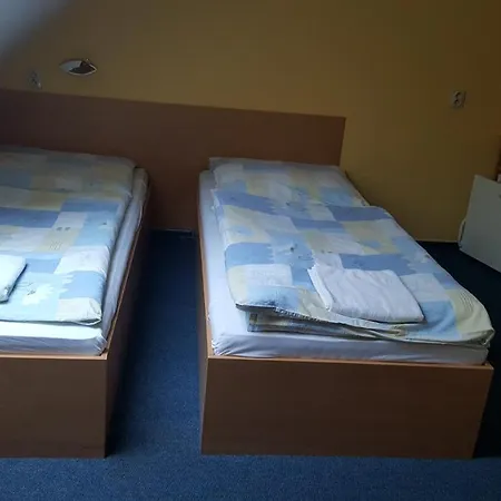 Lehár Panzió Révkomárom