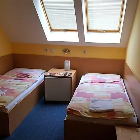 Lehár Panzió 3*