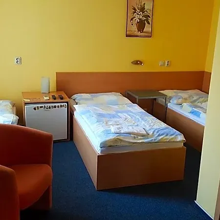 Lehár Panzió Panzió Révkomárom
